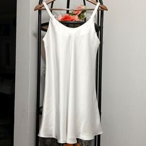 No flaws Vintage 1990s CHRISTIAN DIOR Slip 🌷 Stunning silky satin rich ivory wh